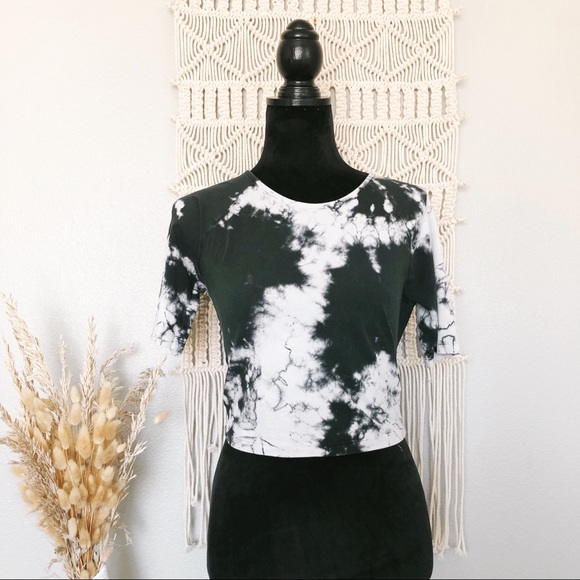 Ecote Tops - Ecote Tie Dye Crop Top Sz M